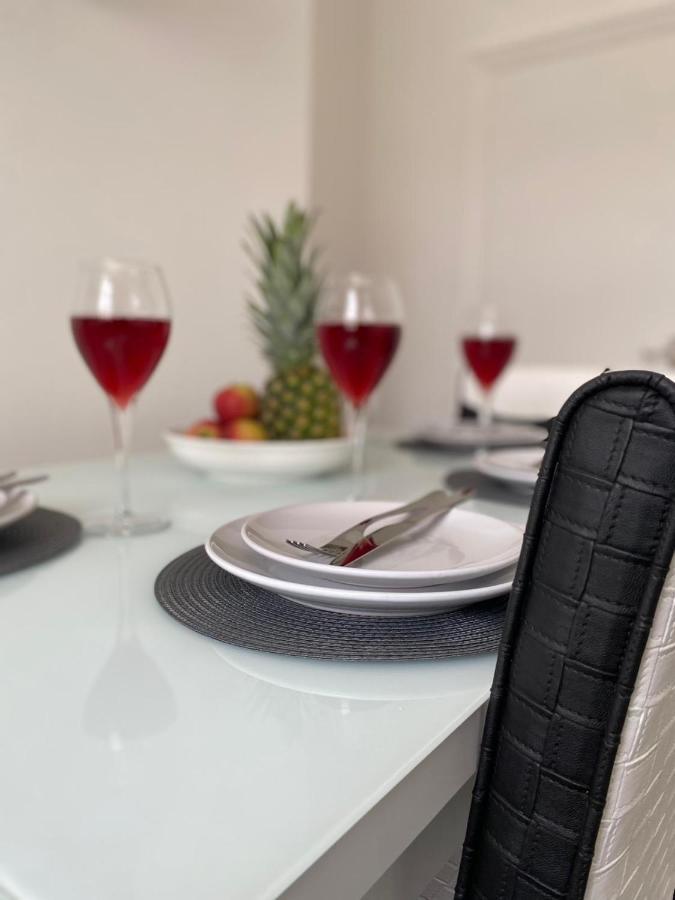 Cosy Cheerful 2 Bedrooms Near Piccadilly, Etihad Stadium Sleeps Up To 5 Manchester Extérieur photo